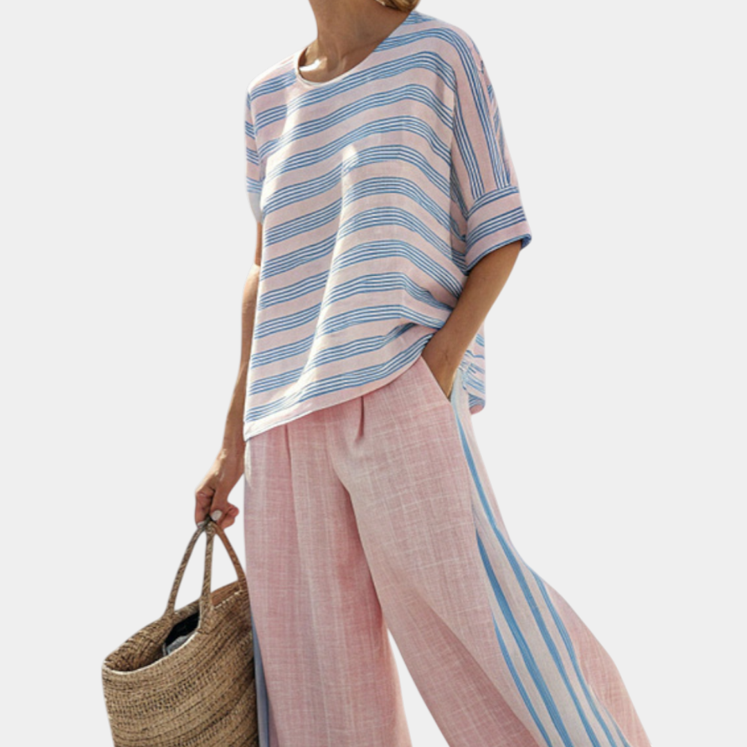 Fleur | bleu élégant et pantalons doux