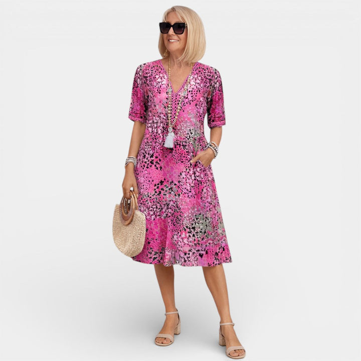 Adèle | Robe avec décolleté en V