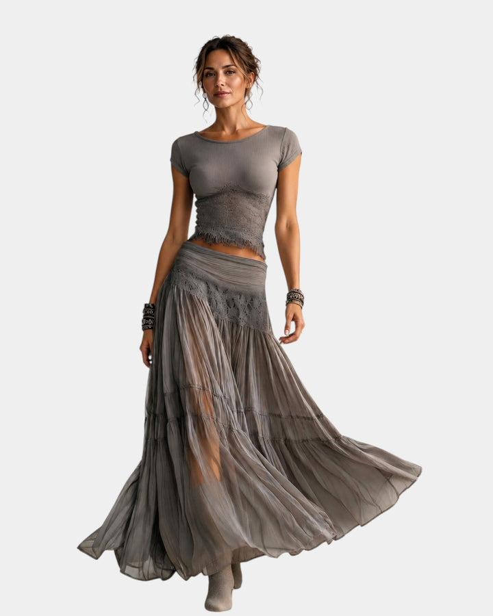 Emeline | Ensemble top en dentelle et jupe maxi plissée