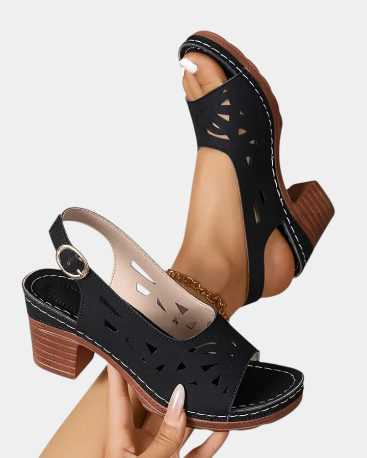 Capeline | Orthopedic sandals
