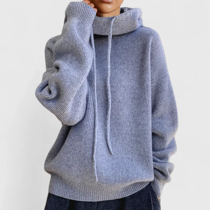 Marie | Pull Douillet avec Col Haut et Capuche